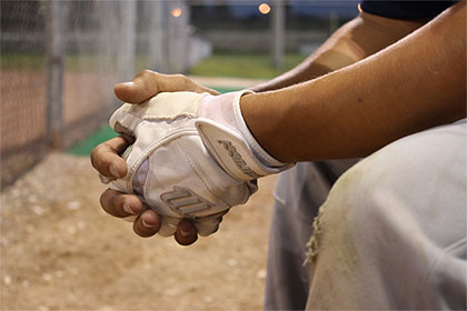 Best Fastpitch Softball Batting Gloves For Adults and Youth Players 11