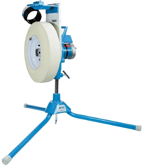Best Softball Pitching Machines - 2026 Reviews 1