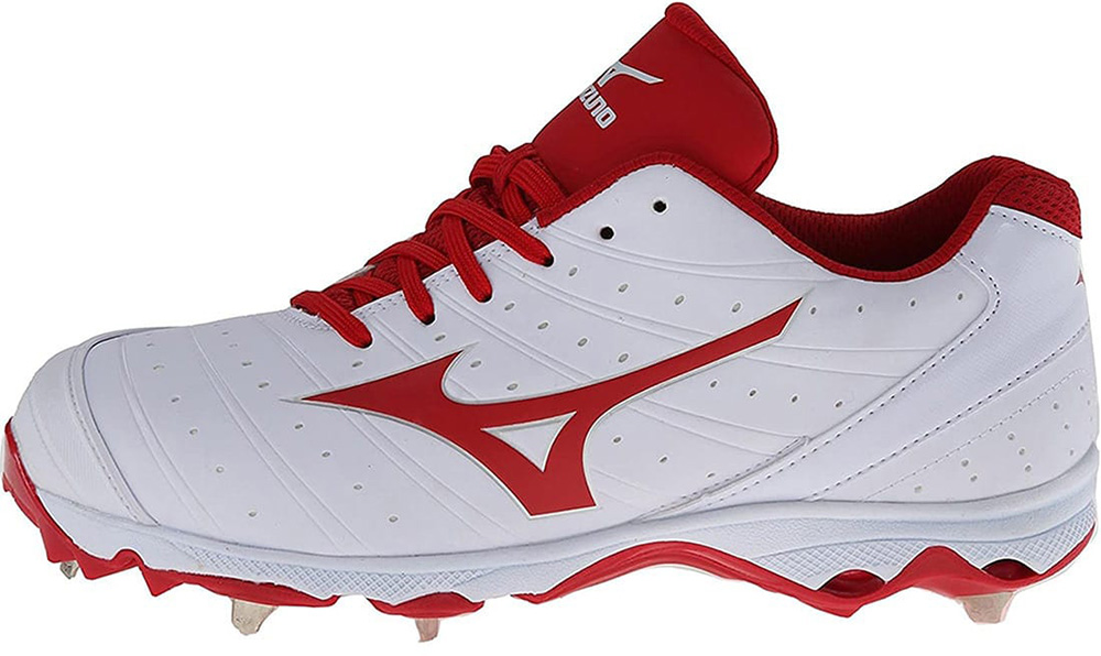 Best Fastpitch Softball Cleats - Reviews and Guides 5