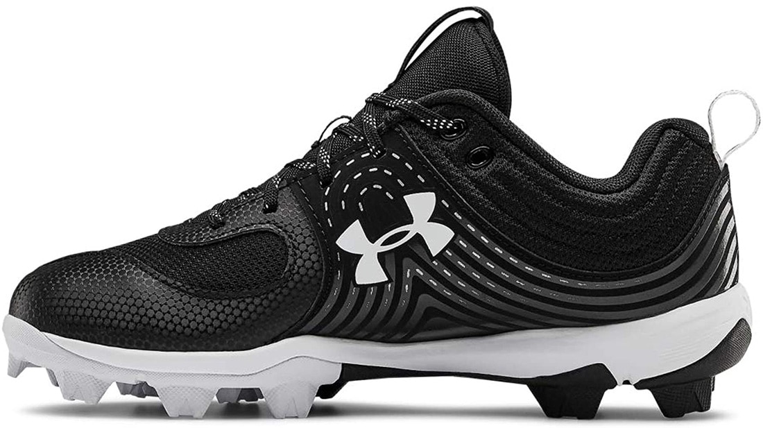 Best Fastpitch Softball Cleats - Reviews and Guides 2